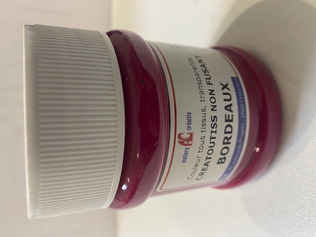 couleur non-fusant creatoutiss 230 ml bordeaux A