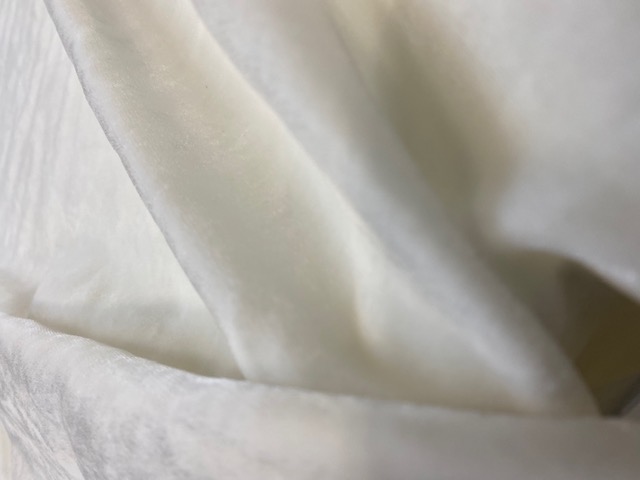 Soies et Viscoses S120 Velours uni S&V blanc 115 cm 210 g